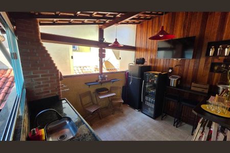 Casa à venda com 2 quartos, 120m² em Sapê, Niterói