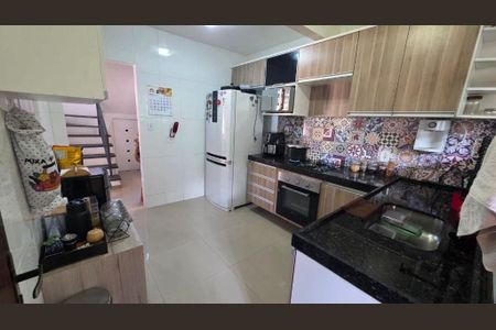 Casa à venda com 2 quartos, 120m² em Sapê, Niterói