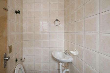 Casa para alugar com 77m², 2 quartos e sem vagaBanheiro da Suíte