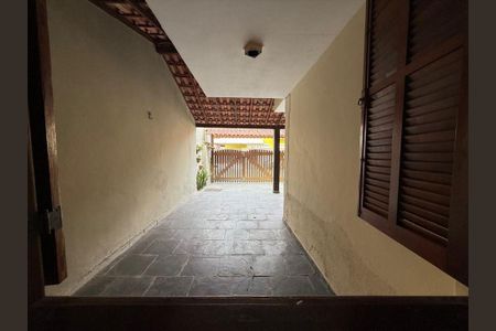 Casa à venda com 134m², 3 quartos e 2 vagas