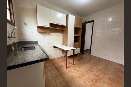 Casa à venda com 134m², 3 quartos e 2 vagas