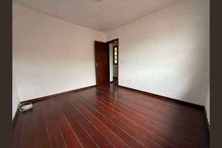 Casa à venda com 3 quartos, 134m² em Piratininga, Niterói