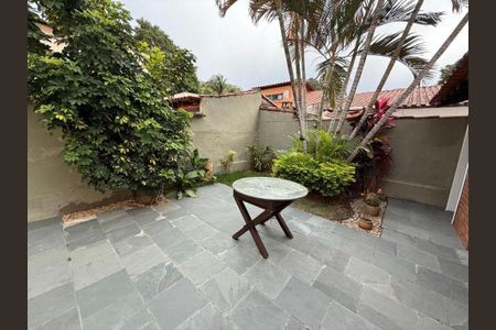 Casa à venda com 134m², 3 quartos e 2 vagas