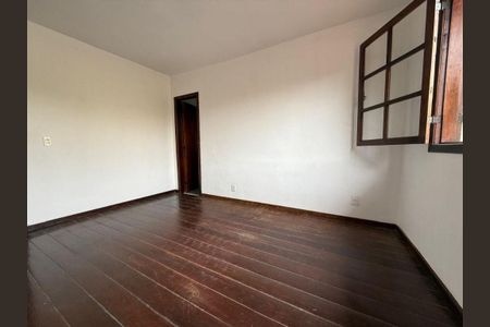 Casa à venda com 3 quartos, 134m² em Piratininga, Niterói