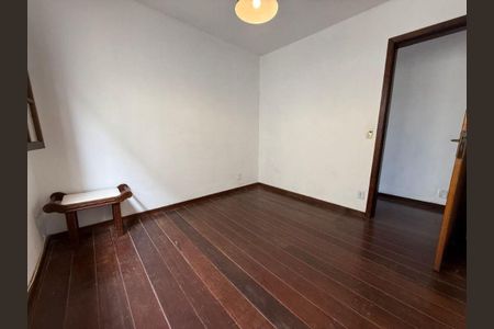 Casa à venda com 3 quartos, 134m² em Piratininga, Niterói