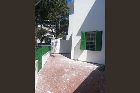 Casa à venda com 3 quartos, 160m² em Chácara Inglesa, São Paulo