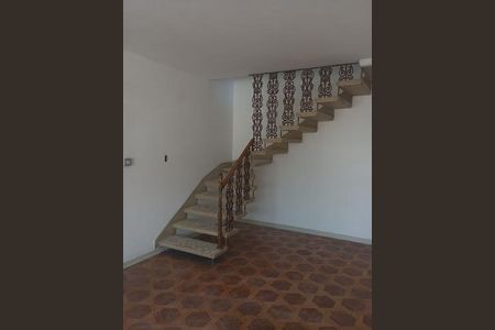 Casa à venda com 3 quartos, 160m² em Chácara Inglesa, São Paulo
