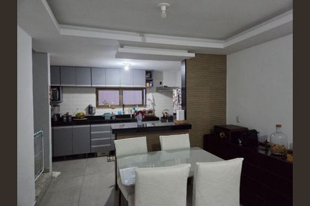 Casa à venda com 3 quartos, 135m² em Fonseca, Niterói