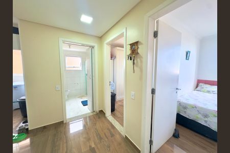 Hall de apartamento para alugar com 2 quartos, 49m² em Cidade Parque Brasilia, Guarulhos