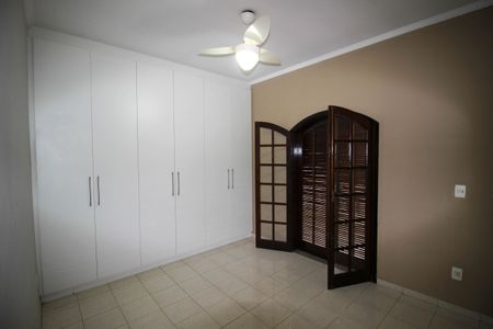 Casa para alugar com 3 quartos, 275m² em Jardim Prestes de Barros, Sorocaba