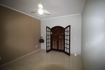 Casa para alugar com 3 quartos, 275m² em Jardim Prestes de Barros, Sorocaba