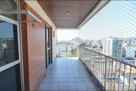 Apartamento à venda com 170m², 3 quartos e 2 vagasQuarto 1