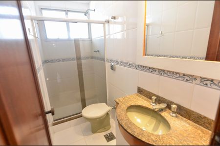 Apartamento à venda com 170m², 3 quartos e 2 vagasBanheiro 1