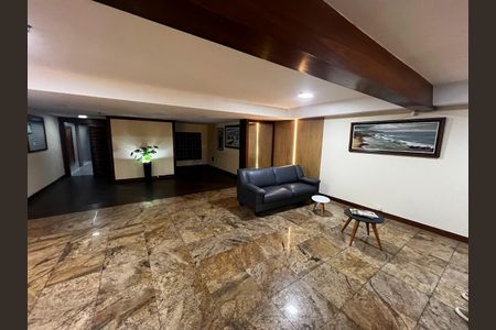 Apartamento à venda com 170m², 3 quartos e 2 vagasHall