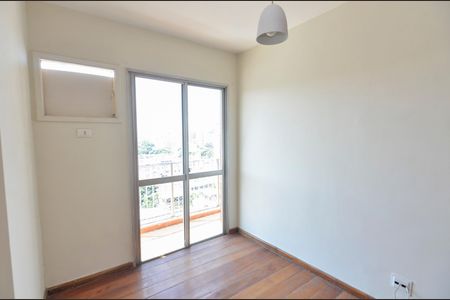 Apartamento à venda com 170m², 3 quartos e 2 vagasQuarto 2