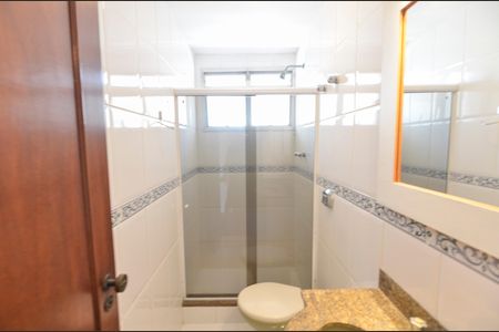Apartamento à venda com 170m², 3 quartos e 2 vagasBanheiro 1