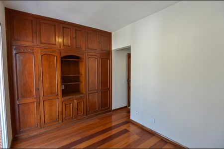Apartamento à venda com 170m², 3 quartos e 2 vagasSuíte
