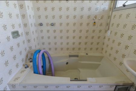 Apartamento à venda com 170m², 3 quartos e 2 vagasBanheiro 2