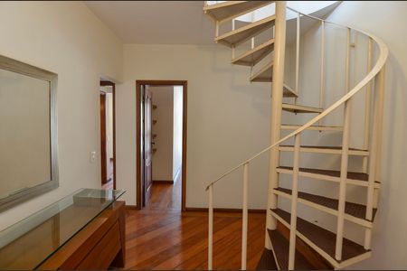 Apartamento à venda com 170m², 3 quartos e 2 vagasSala