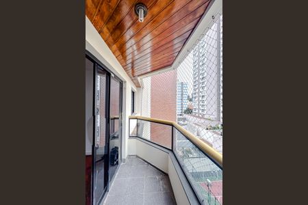 Apartamento à venda com 92m², 3 quartos e 1 vagaVaranda