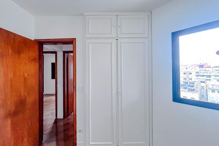 Apartamento à venda com 92m², 3 quartos e 1 vagaQuarto 1 - Armários