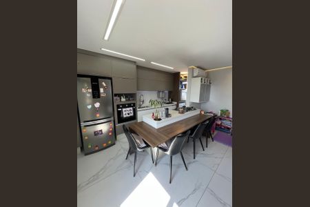 Apartamento à venda com 69m², 3 quartos e 1 vaga
