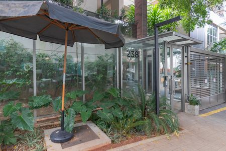 Apartamento à venda com 65m², 1 quarto e 1 vaga Apartamento à venda com 65m², 1 quarto e 1 vagaFachada e Portaria