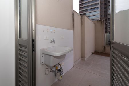 Apartamento à venda com 65m², 1 quarto e 1 vaga Apartamento à venda com 65m², 1 quarto e 1 vagaÁrea de Serviço