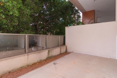 Apartamento à venda com 99m², 1 quarto e 1 vaga Apartamento à venda com 99m², 1 quarto e 1 vagaQuintal