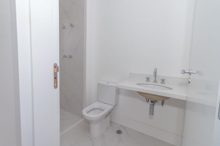 Apartamento à venda com 162m², 3 quartos e 2 vagasBanheiro da Suíte 2