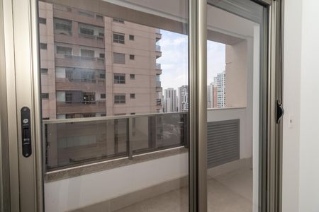 Apartamento à venda com 162m², 4 quartos e 2 vagasSacada da Suíte 2