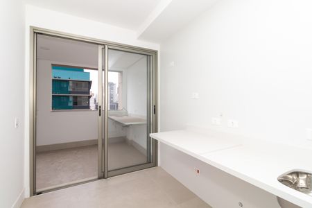 Apartamento à venda com 162m², 4 quartos e 2 vagasCozinha