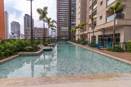 Apartamento à venda com 162m², 4 quartos e 2 vagasÁrea comum - Piscina