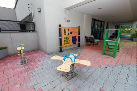 Apartamento à venda com 251m², 3 quartos e 2 vagasÁrea comum - Playground