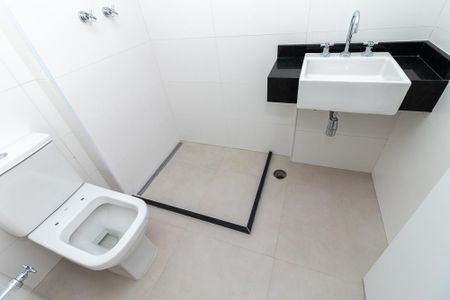 Apartamento à venda com 151m², 3 quartos e 2 vagasBanheiro da Suíte 2