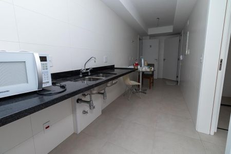 Apartamento à venda com 151m², 3 quartos e 2 vagasCozinha