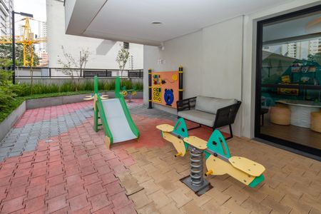 Apartamento à venda com 151m², 3 quartos e 2 vagasÁrea comum - Playground