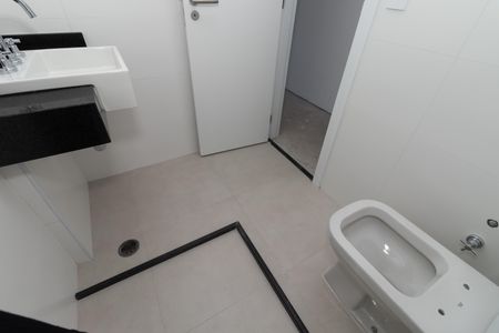 Apartamento à venda com 151m², 3 quartos e 2 vagasBanheiro da Suíte 2