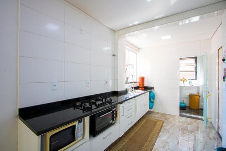 Apartamento à venda com 140m², 3 quartos e 1 vaga Apartamento à venda com 140m², 3 quartos e 1 vagaCozinha