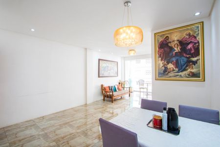Apartamento à venda com 140m², 3 quartos e 1 vaga Apartamento à venda com 140m², 3 quartos e 1 vagaSala