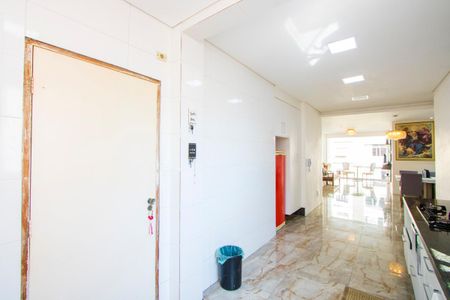 Apartamento à venda com 140m², 3 quartos e 1 vaga Apartamento à venda com 140m², 3 quartos e 1 vagaCozinha
