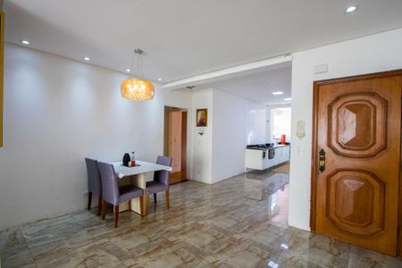 Apartamento à venda com 140m², 3 quartos e 1 vaga Apartamento à venda com 140m², 3 quartos e 1 vagaSala