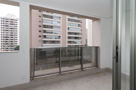 Apartamento à venda com 106m², 3 quartos e 1 vaga Apartamento à venda com 106m², 3 quartos e 1 vagaVaranda da Sala