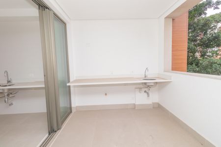 Apartamento à venda com 222m², 4 quartos e 3 vagas Apartamento à venda com 222m², 4 quartos e 3 vagasVaranda da Sala