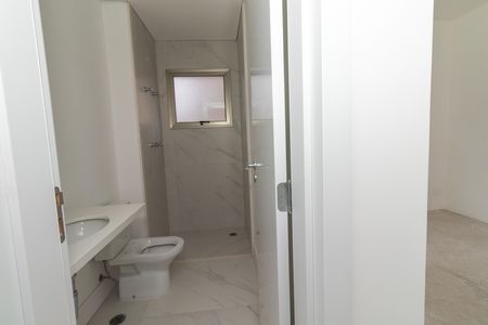 Apartamento à venda com 222m², 4 quartos e 3 vagas Apartamento à venda com 222m², 4 quartos e 3 vagasBanheiro da Suíte 3