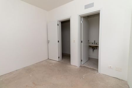 Apartamento à venda com 222m², 4 quartos e 3 vagas Apartamento à venda com 222m², 4 quartos e 3 vagasSuíte 2