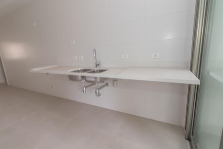Apartamento à venda com 222m², 4 quartos e 3 vagas Apartamento à venda com 222m², 4 quartos e 3 vagasCozinha