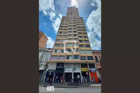 Apartamento à venda com 65m², 1 quarto e sem vagaFachada