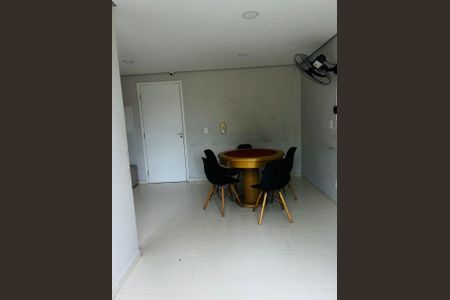 Área externa de apartamento para alugar com 2 quartos, 42m² em Jardim Adelfiore, São Paulo