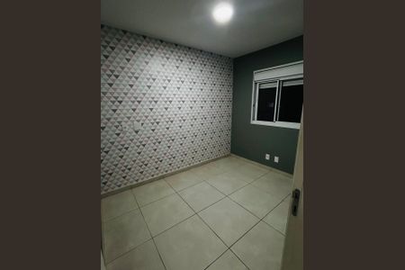 Quarto de apartamento para alugar com 2 quartos, 42m² em Jardim Adelfiore, São Paulo